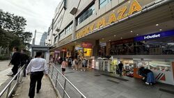 Lucky Plaza (D9), Retail #628804241